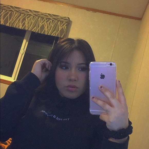 Meet your Posher, Rianne - Picture 1 of 1